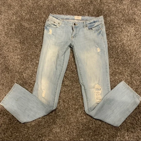 Women’s Aeropostale Jeans - Picture 2 of 5